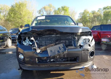 2011 Ford Escape Xlt z USA, uszkodzony, nr VIN 1FMCU9D76BKA93901